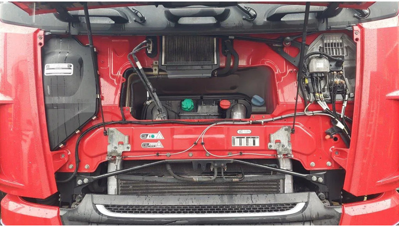 Tractor unit DAF XF 410 HOLLAND TRUCK KIPPER HYDRAULIC AND BLOWER: picture 12