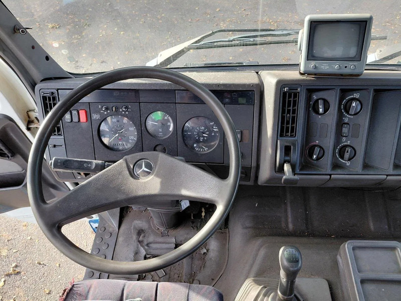 Tractor unit Mercedes-Benz SK 1927 NL Truckhead: picture 13