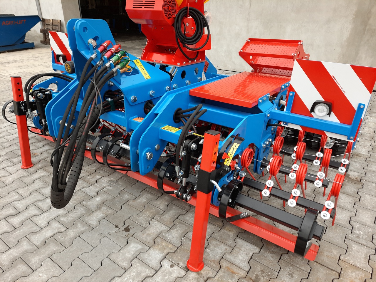 Agro-lift SEED MASTER 300 - Cultivator: picture 1 Agro-lift SEED MASTER 300 - Cultivator: picture 1