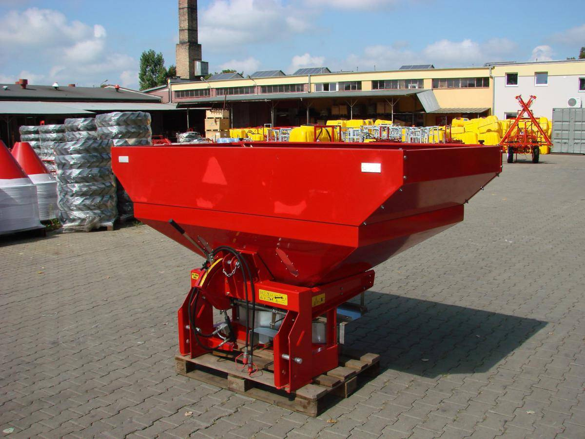 Jar-met SR 2000 - Fertilizer spreader: picture 1 Jar-met SR 2000 - Fertilizer spreader: picture 1