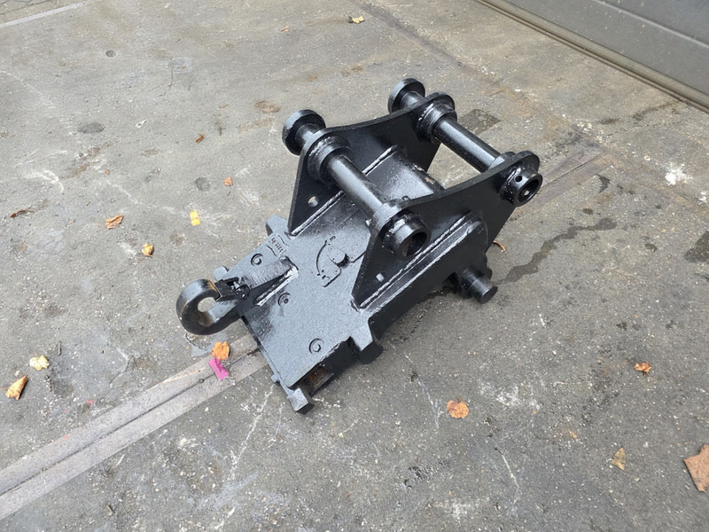 Snelwissel cw 10 mechanisch coupler verachtert cw 10 snelwissel - Quick coupler for Construction machinery: picture 2 Snelwissel cw 10 mechanisch coupler verachtert cw 10 snelwissel - Quick coupler for Construction machinery: picture 2