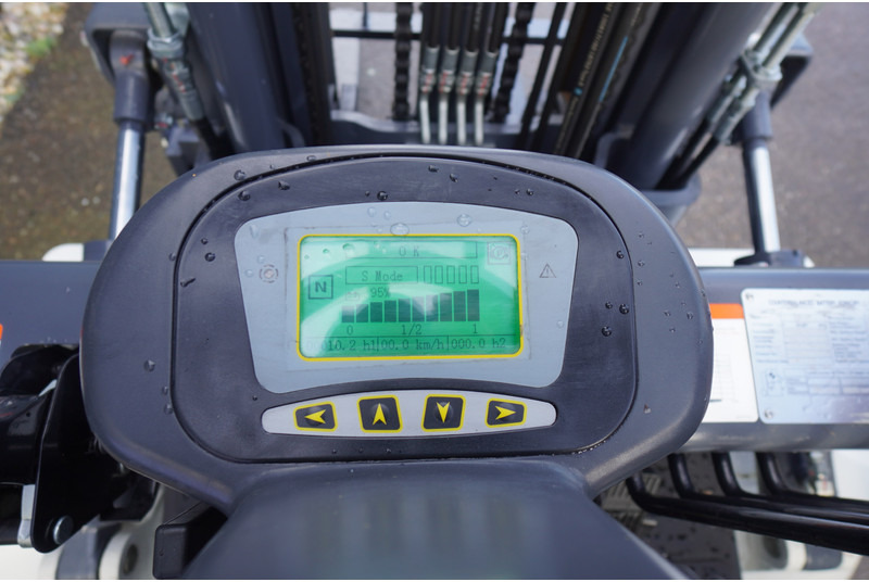 Eurotrac FE 30 ECO ELECTRIC FORKLIFT - Construction machinery: picture 5 Eurotrac FE 30 ECO ELECTRIC FORKLIFT - Construction machinery: picture 5
