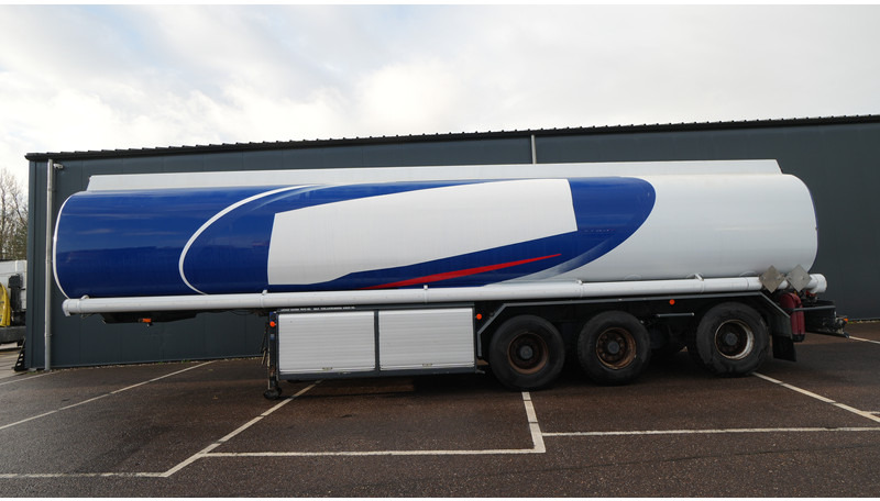 LAG 3 AXLE ADR FUEL TANK TRAILER 45.000ltr - Tank semi-trailer: picture 1 LAG 3 AXLE ADR FUEL TANK TRAILER 45.000ltr - Tank semi-trailer: picture 1
