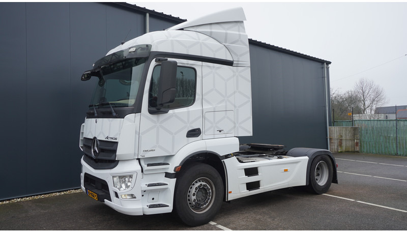 Mercedes-Benz ACTROS 1936 EURO 6 832.000KM - Tractor unit: picture 3 Mercedes-Benz ACTROS 1936 EURO 6 832.000KM - Tractor unit: picture 3
