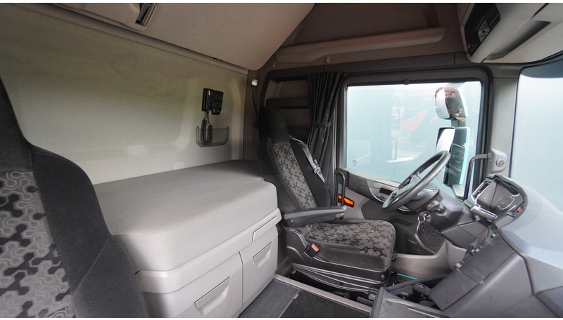 Tractor unit Scania R 450 TOPLINE EURO 6 RETARDER: picture 6 Tractor unit Scania R 450 TOPLINE EURO 6 RETARDER: picture 6