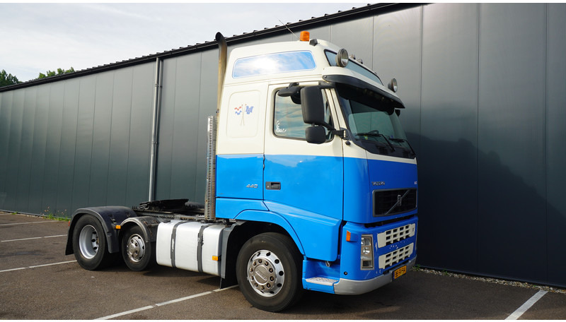 Volvo FH 440 6X2 GLOBETROTTER EURO 3 - Tractor unit: picture 4 Volvo FH 440 6X2 GLOBETROTTER EURO 3 - Tractor unit: picture 4