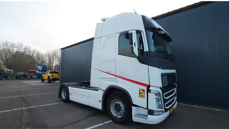 Volvo FH 460 EURO 6 GLOBETROTTER 690.000KM - Tractor unit: picture 4 Volvo FH 460 EURO 6 GLOBETROTTER 690.000KM - Tractor unit: picture 4
