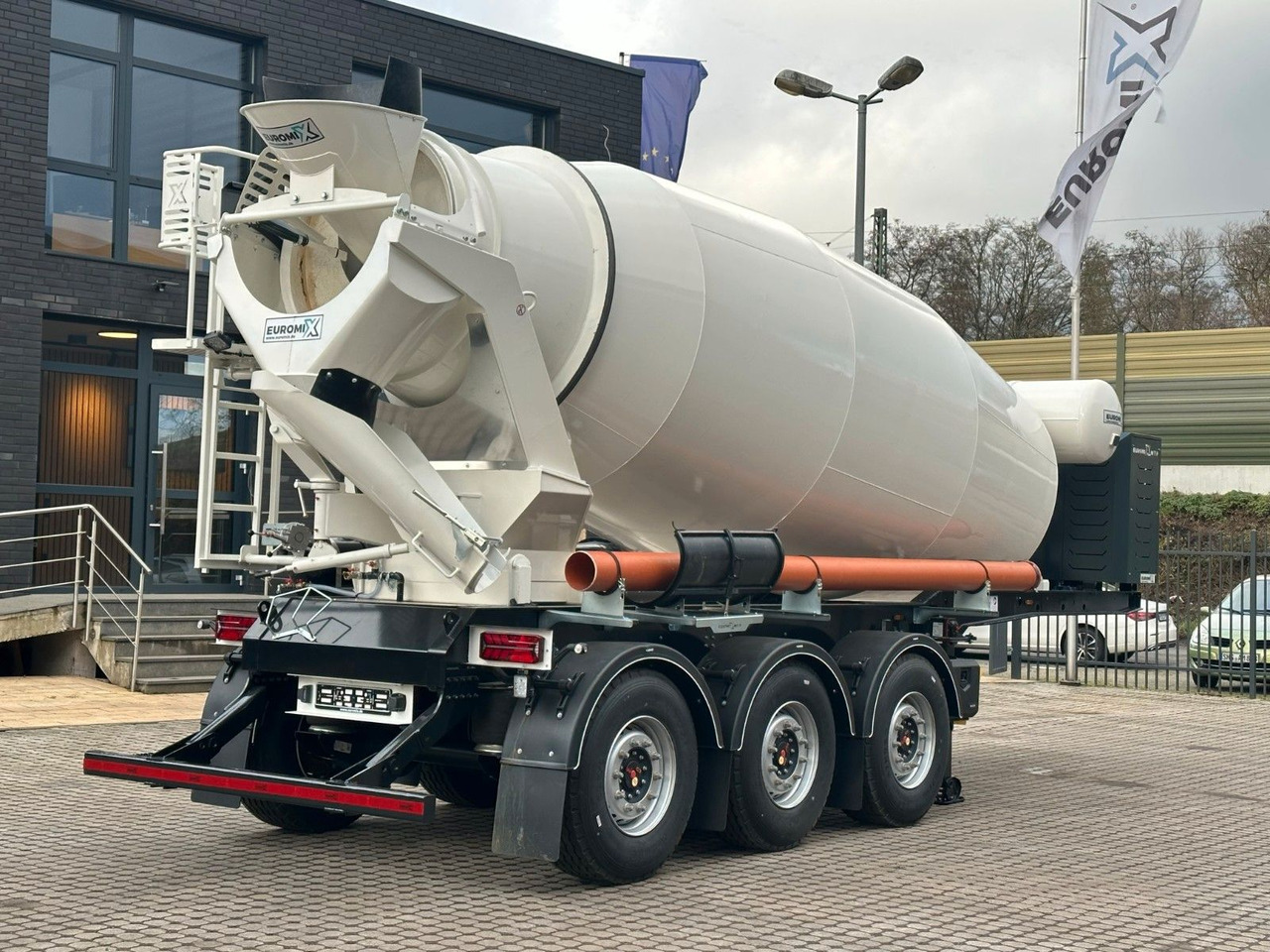 Concrete mixer truck EUROMIX MTP - 12m³ Betonmischer-Auflieger: picture 7