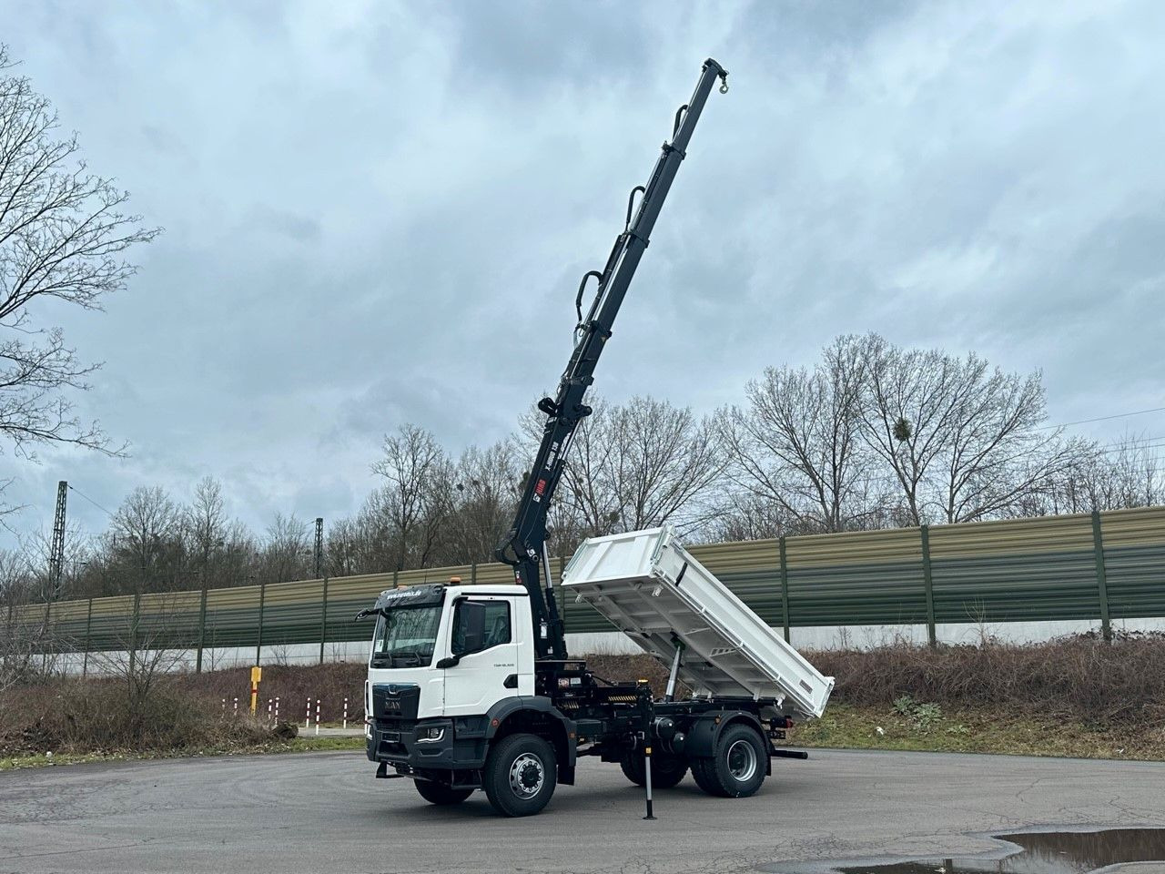 Tipper, Crane truck MAN TGM 18.320 4x4 Euro6e Hiab X-HiDuo 138DS-3: picture 7