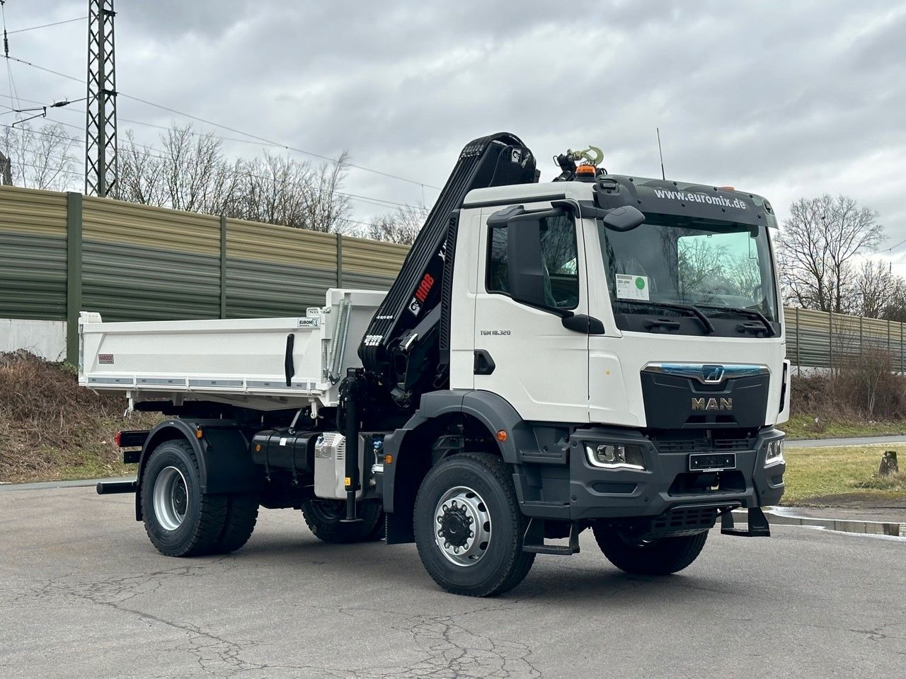 Tipper, Crane truck MAN TGM 18.320 4x4 Euro6e Hiab X-HiDuo 138DS-3: picture 14
