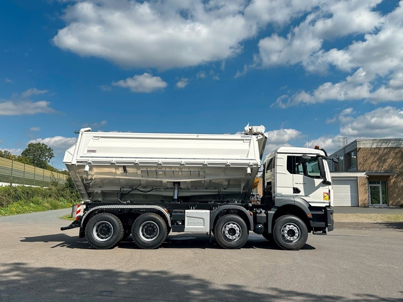Tipper MAN TGS 41.440  8x4 EuromixMTP 3-Seiten-Kipper: picture 21