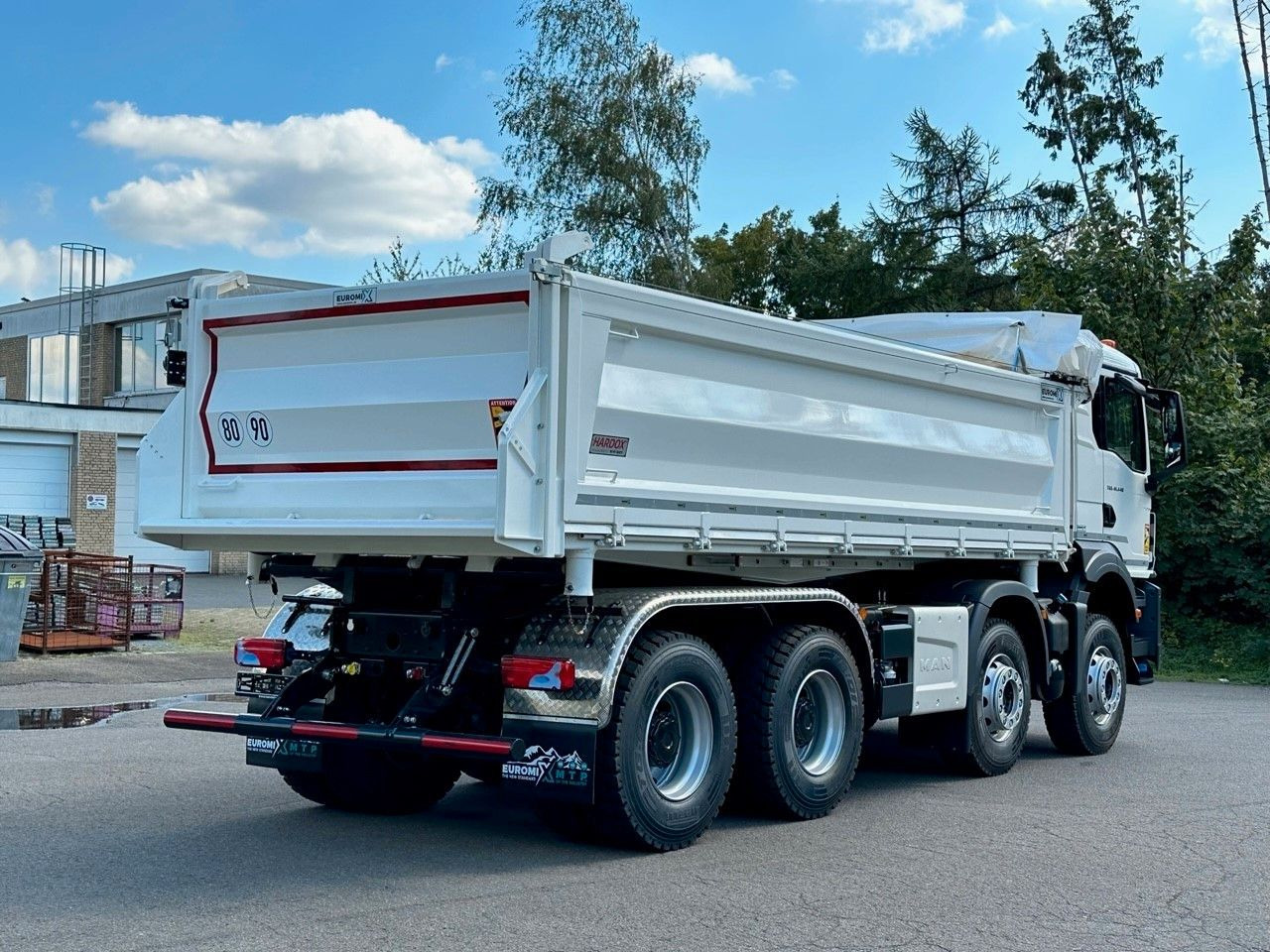MAN TGS 41.440 8x4 EuromixMTP 3-Seiten-Kipper - Tipper: picture 5 MAN TGS 41.440 8x4 EuromixMTP 3-Seiten-Kipper - Tipper: picture 5