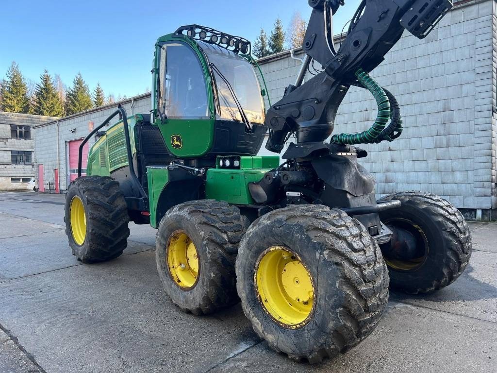 John Deere 1270 E IT 4 - Forestry harvester: picture 3 John Deere 1270 E IT 4 - Forestry harvester: picture 3
