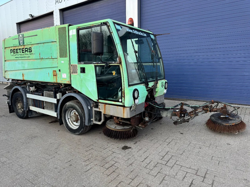 Bucher CITYCAT 5000SL **SWEEPER-BALAYEUSE** - Road sweeper: picture 5 Bucher CITYCAT 5000SL **SWEEPER-BALAYEUSE** - Road sweeper: picture 5