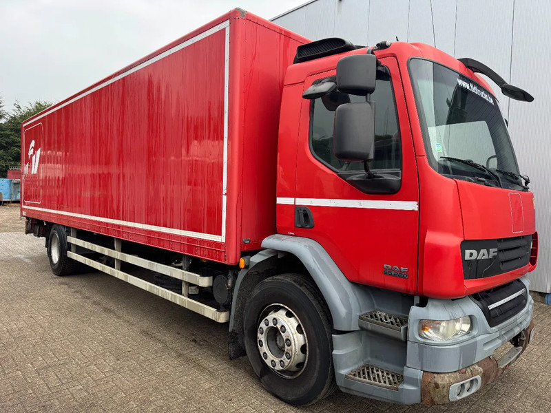 DAF LF 55.220 **MANUAL GEARBOX-EURO4-BELGIAN TRUCK** - Box truck: picture 3 DAF LF 55.220 **MANUAL GEARBOX-EURO4-BELGIAN TRUCK** - Box truck: picture 3
