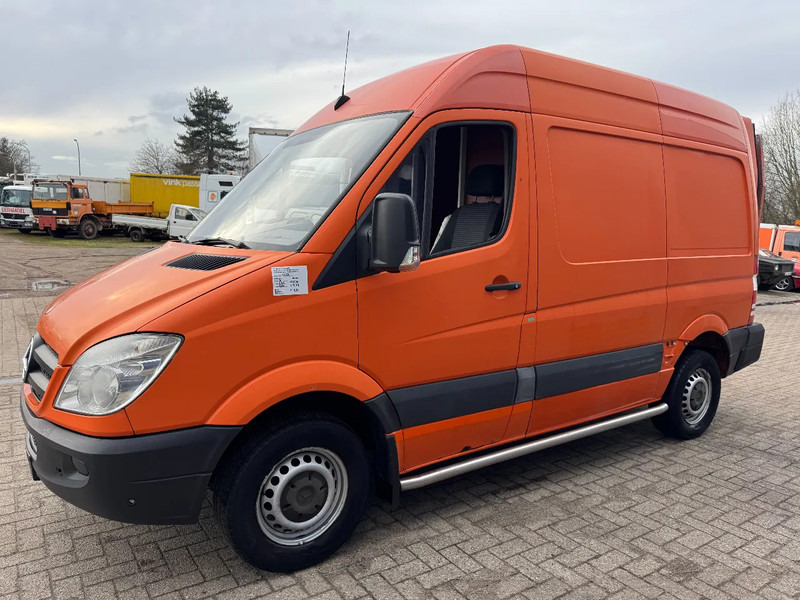 Mercedes-Benz Sprinter 310 310 - Panel van: picture 1 Mercedes-Benz Sprinter 310 310 - Panel van: picture 1