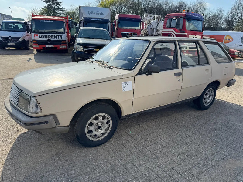 Renault 18 **ESSENCE-PETROL** - Car: picture 1 Renault 18 **ESSENCE-PETROL** - Car: picture 1