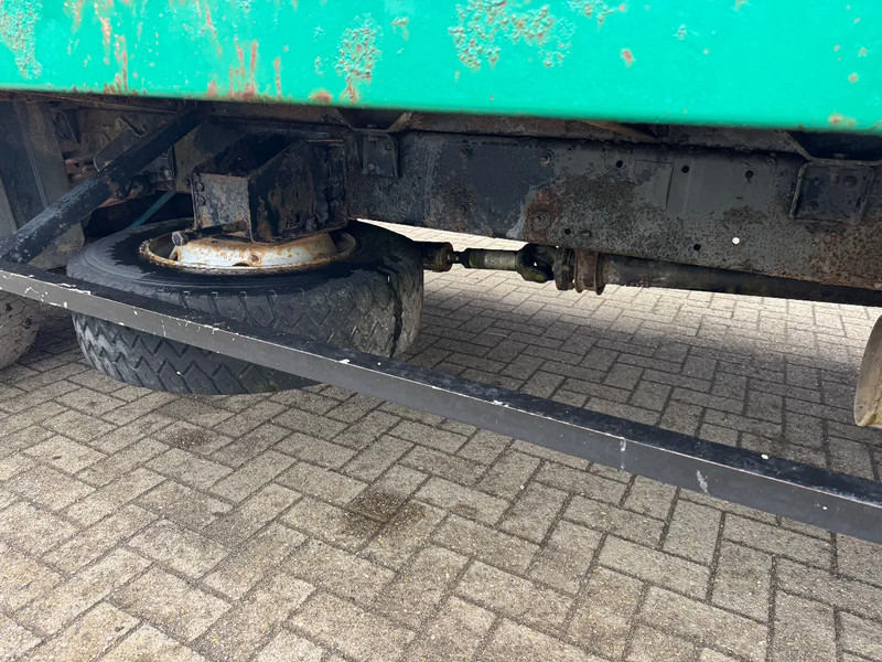 Renault Midliner **6CYL-FULL STEEL-LAMES** - Autotransporter truck: picture 4 Renault Midliner **6CYL-FULL STEEL-LAMES** - Autotransporter truck: picture 4