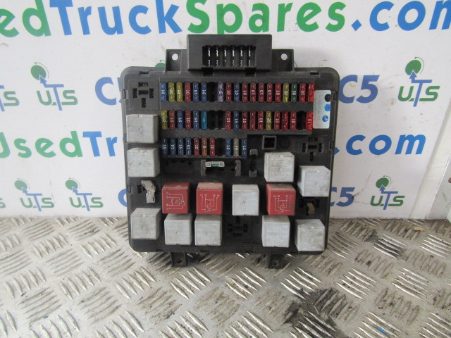 DAF CF65 FUSEBOARD 151023 020406 - Electrical system for Truck: picture 1 DAF CF65 FUSEBOARD 151023 020406 - Electrical system for Truck: picture 1