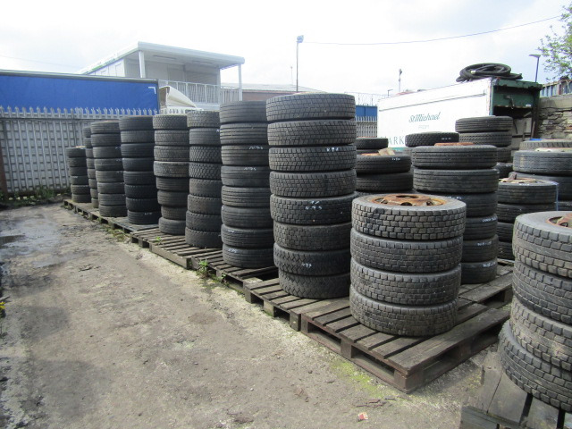 ISUZU N75 215/75/17.5 WHEELS AND TYRES 100 AVAILABLE FROM £50-100 - Tire for Truck: picture 1 ISUZU N75 215/75/17.5 WHEELS AND TYRES 100 AVAILABLE FROM £50-100 - Tire for Truck: picture 1