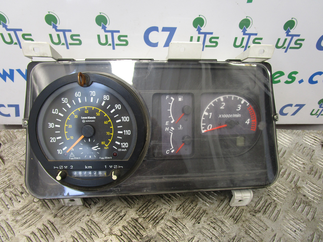 ISUZU NQR CLOCK CLUSTER AND TACHO P/NO 8981248920 - Electrical system for Truck: picture 1 ISUZU NQR CLOCK CLUSTER AND TACHO P/NO 8981248920 - Electrical system for Truck: picture 1