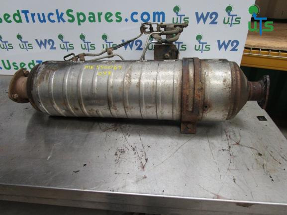 MITSUBISHI FUSO 75C CATALYST / DPF (SCR SYSTEM) P/NO ME556047 - Exhaust system for Truck: picture 1 MITSUBISHI FUSO 75C CATALYST / DPF (SCR SYSTEM) P/NO ME556047 - Exhaust system for Truck: picture 1
