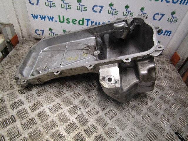 MITSUBISHI FUSO FUSO 4P10 ENGINE SUMP P/NO 5801390995 - Engine and parts for Truck: picture 1 MITSUBISHI FUSO FUSO 4P10 ENGINE SUMP P/NO 5801390995 - Engine and parts for Truck: picture 1