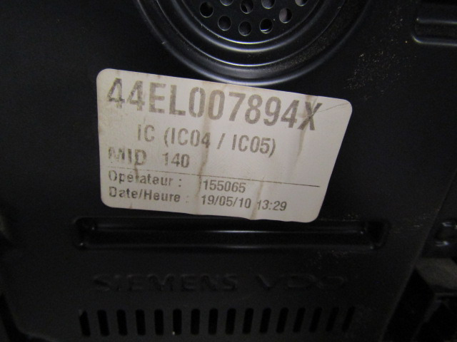 RENAULT MIDLUM DXI CLOCK CLUSTER P/NO 7421050636-04 - Cab and interior for Truck: picture 2 RENAULT MIDLUM DXI CLOCK CLUSTER P/NO 7421050636-04 - Cab and interior for Truck: picture 2