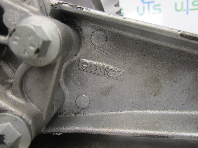 SCANIA 124 420 DC1203 OIL PUMP P/NO 3 - Engine and parts for Truck: picture 1 SCANIA 124 420 DC1203 OIL PUMP P/NO 3 - Engine and parts for Truck: picture 1