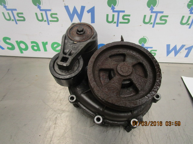 SCANIA 124 420 DC1203 WATER PUMP P/NO 1450153 - Engine and parts for Truck: picture 1 SCANIA 124 420 DC1203 WATER PUMP P/NO 1450153 - Engine and parts for Truck: picture 1