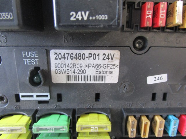 VOLVO FM12 FUSEBOARD 20476480-P01 - Electrical system for Truck: picture 2 VOLVO FM12 FUSEBOARD 20476480-P01 - Electrical system for Truck: picture 2