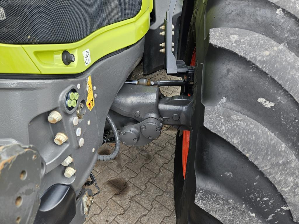 Farm tractor CLAAS Axion 810 CMATIC: picture 10