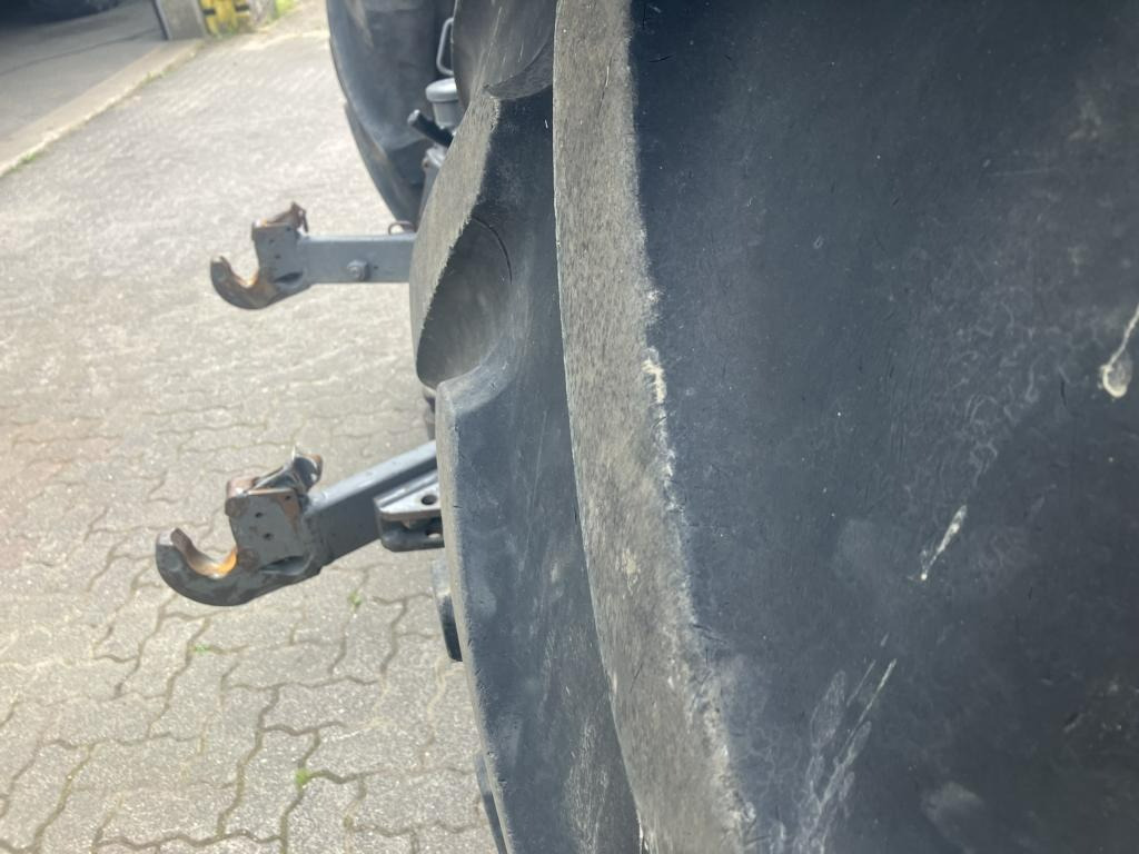 Fendt 724 PROFI PLUS - Farm tractor: picture 5 Fendt 724 PROFI PLUS - Farm tractor: picture 5