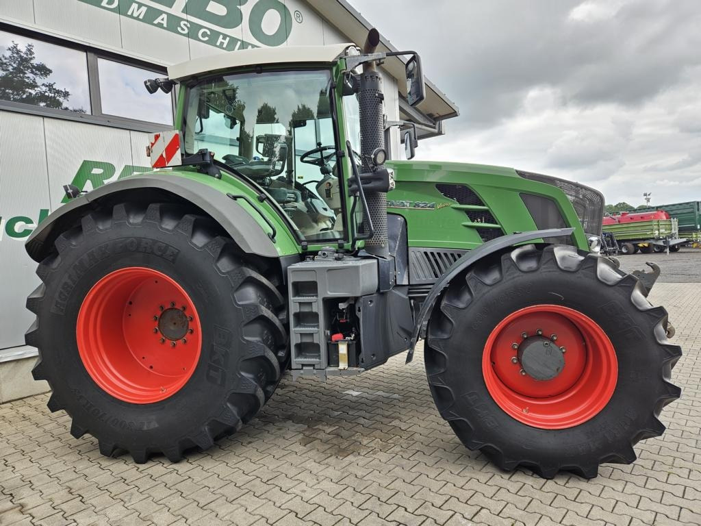 Farm tractor Fendt 824 Vario ProfiPlus: picture 24