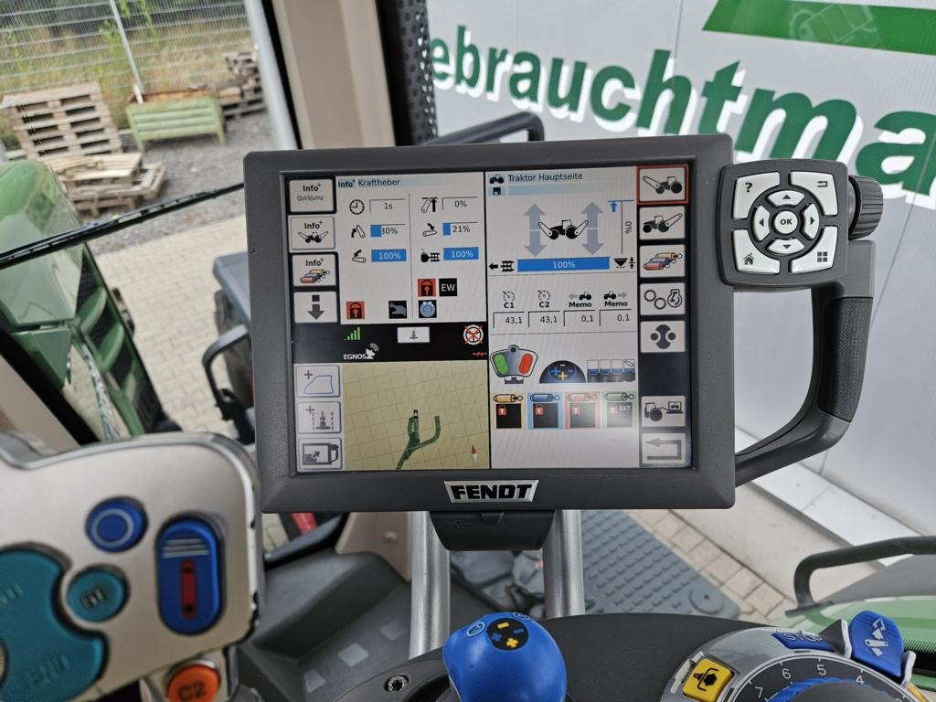 Farm tractor Fendt 824 Vario ProfiPlus: picture 17