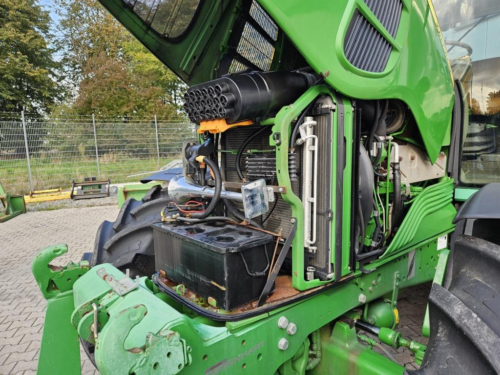John Deere 6630 Premium - Farm tractor: picture 4 John Deere 6630 Premium - Farm tractor: picture 4
