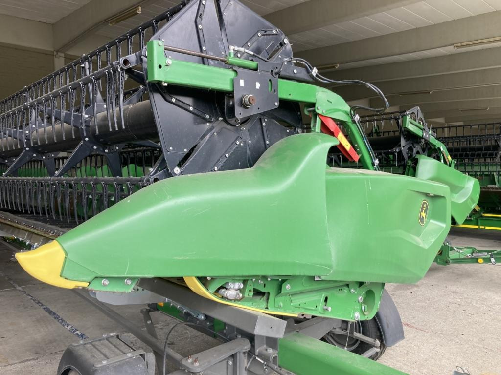 John Deere RD35F - Combine harvester: picture 2 John Deere RD35F - Combine harvester: picture 2