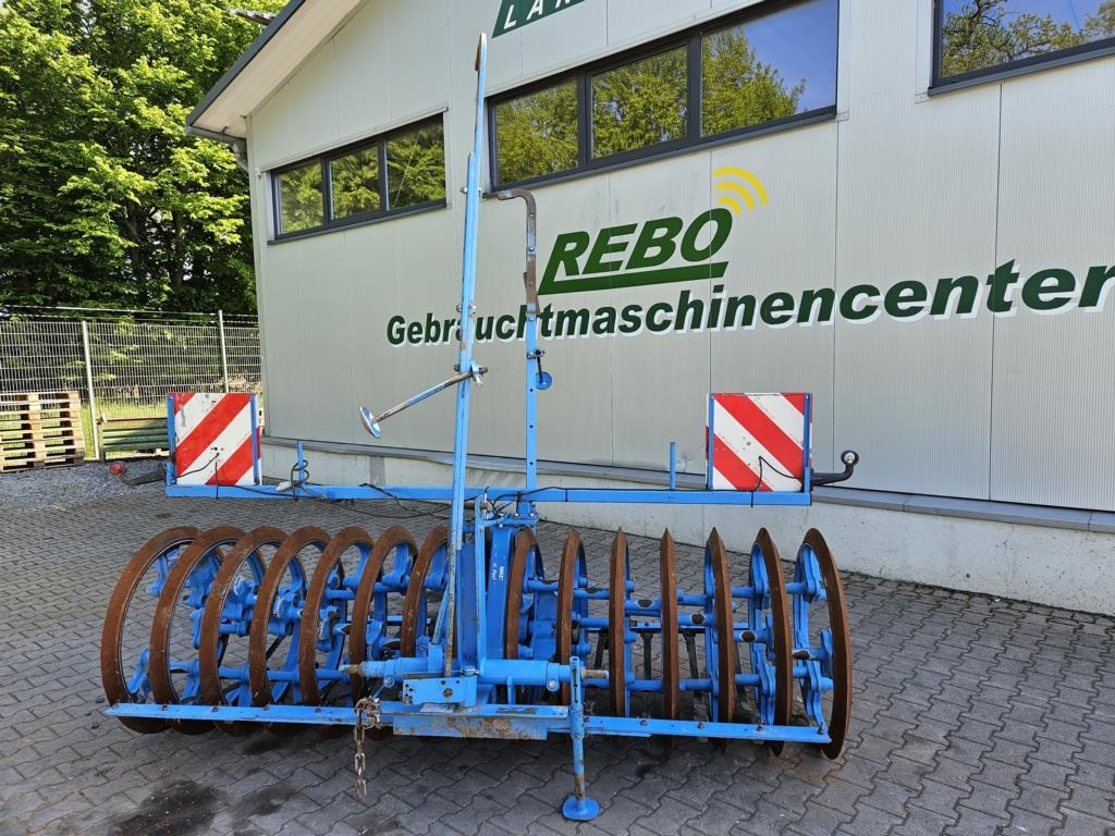 Lemken VariPack 300-90 - Farm roller: picture 1 Lemken VariPack 300-90 - Farm roller: picture 1
