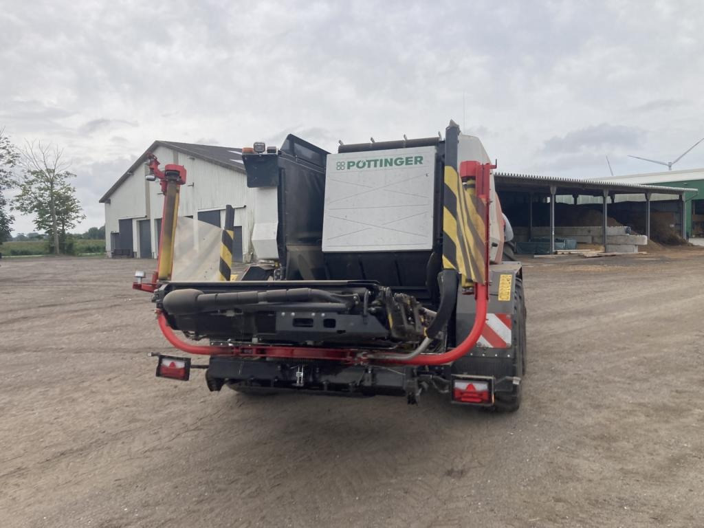 Pöttinger IMPRESS 3160 VC PRO - Hay and forage equipment: picture 4 Pöttinger IMPRESS 3160 VC PRO - Hay and forage equipment: picture 4