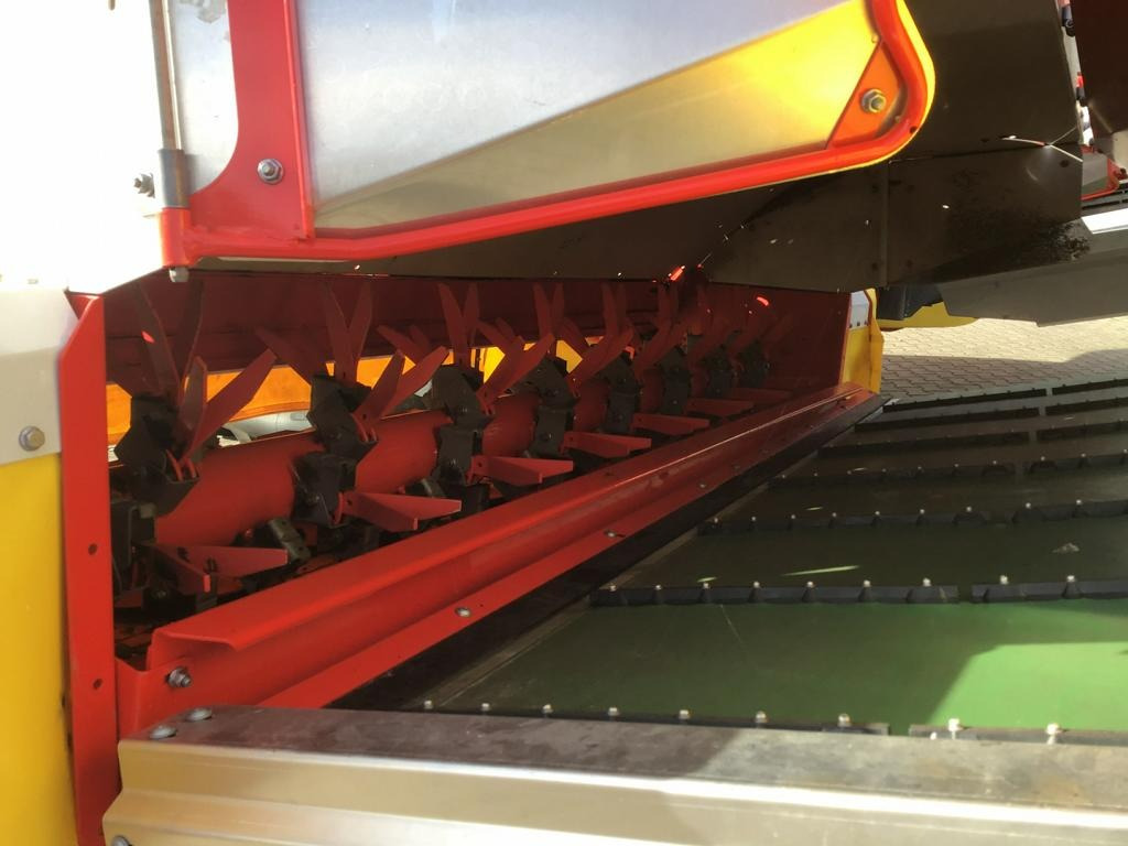 Pöttinger NOVACAT V 10000 ED CL on lease Pöttinger NOVACAT V 10000 ED CL: picture 10 Pöttinger NOVACAT V 10000 ED CL on lease Pöttinger NOVACAT V 10000 ED CL: picture 10