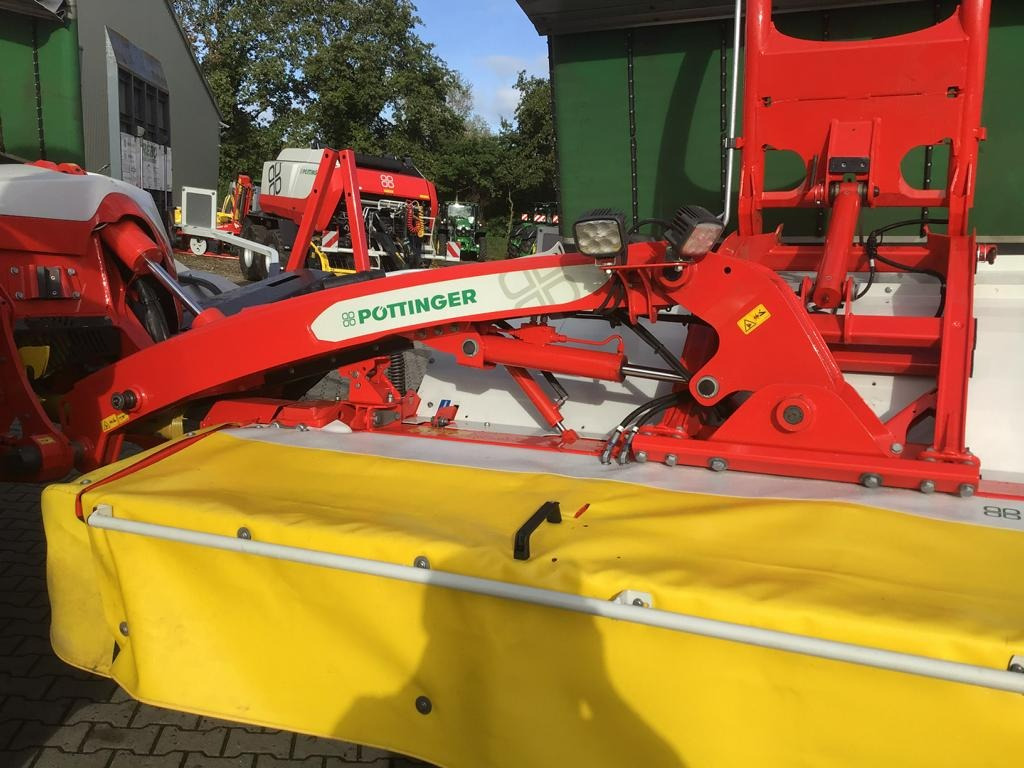 Pöttinger NOVACAT V 10000 ED CL - Mower: picture 5 Pöttinger NOVACAT V 10000 ED CL - Mower: picture 5