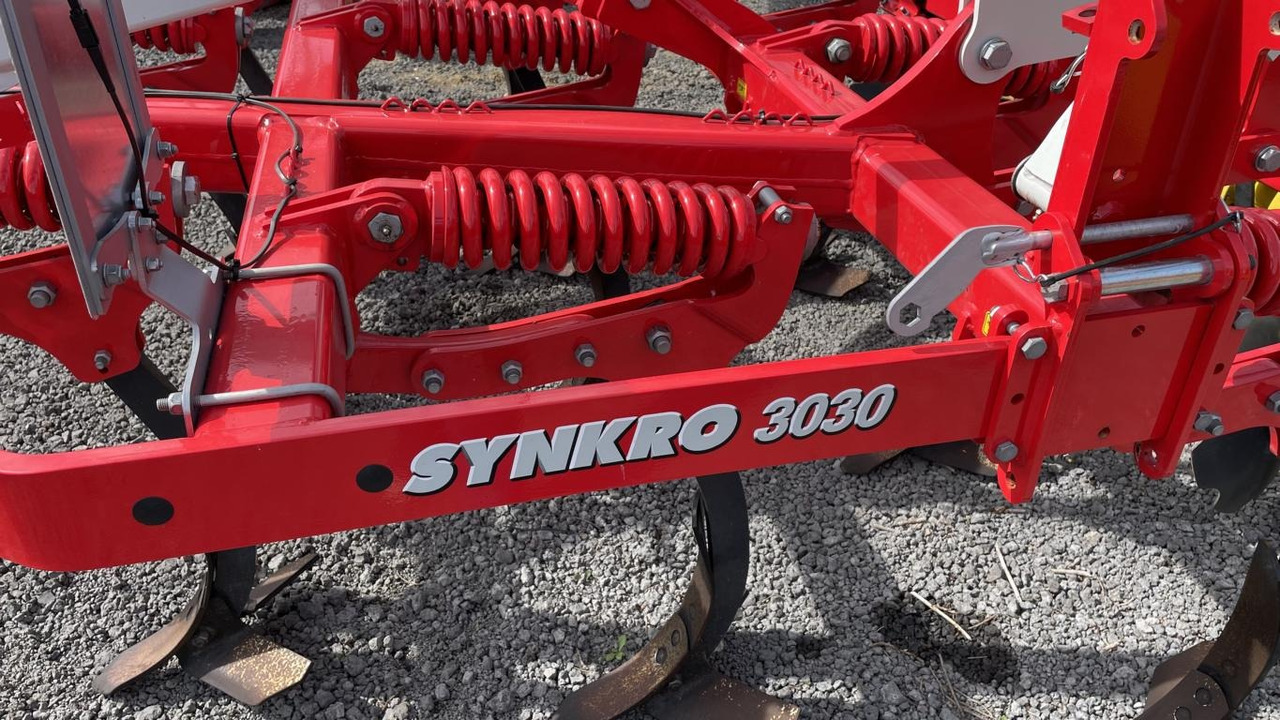 Pöttinger SYNKRO 3030 NOVA - Cultivator: picture 5 Pöttinger SYNKRO 3030 NOVA - Cultivator: picture 5