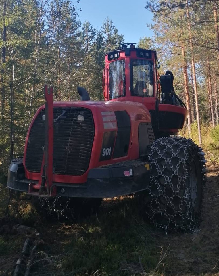 Komatsu 901 - Forestry harvester: picture 3 Komatsu 901 - Forestry harvester: picture 3