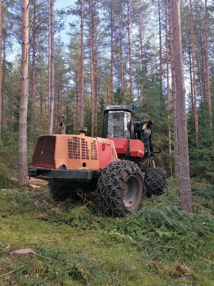 Valmet 911.3 - Forestry harvester: picture 5 Valmet 911.3 - Forestry harvester: picture 5