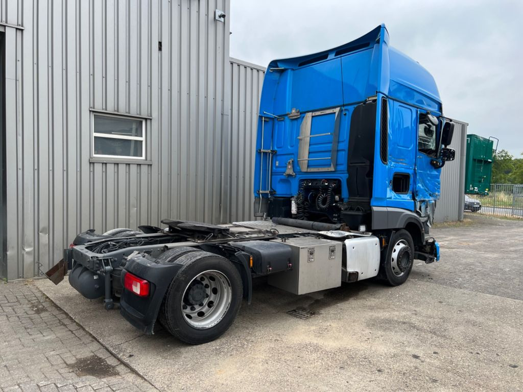 DAF XF 430 Superspace 2019 Hubsattelkupplung - Tractor unit: picture 4 DAF XF 430 Superspace 2019 Hubsattelkupplung - Tractor unit: picture 4