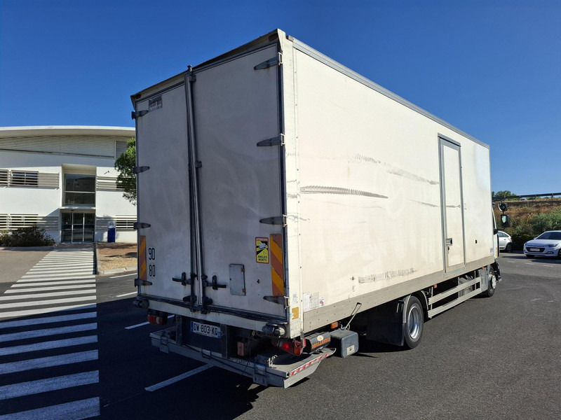 Renault D Cab 2.1 - Box truck: picture 4 Renault D Cab 2.1 - Box truck: picture 4
