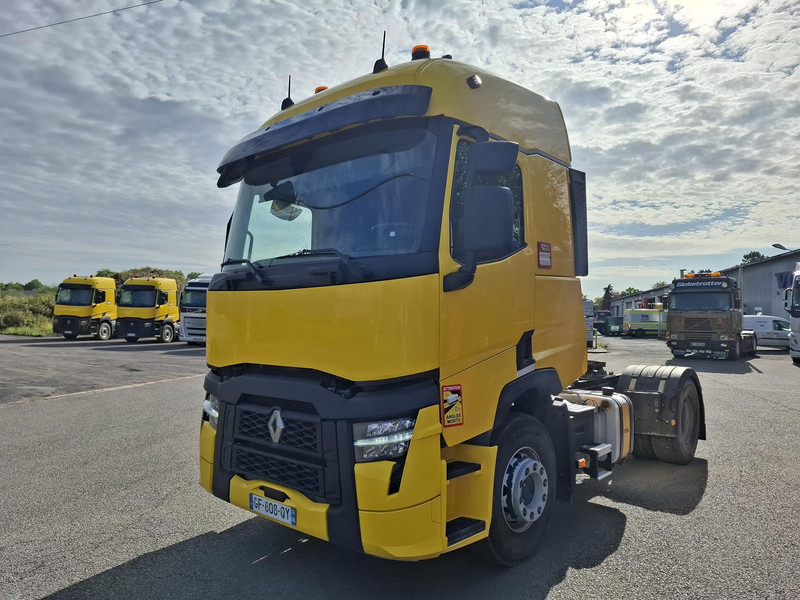 Renault T - Tractor unit: picture 2 Renault T - Tractor unit: picture 2
