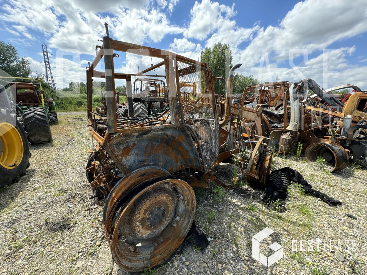CASE JXU 95 - Farm tractor: picture 2 CASE JXU 95 - Farm tractor: picture 2