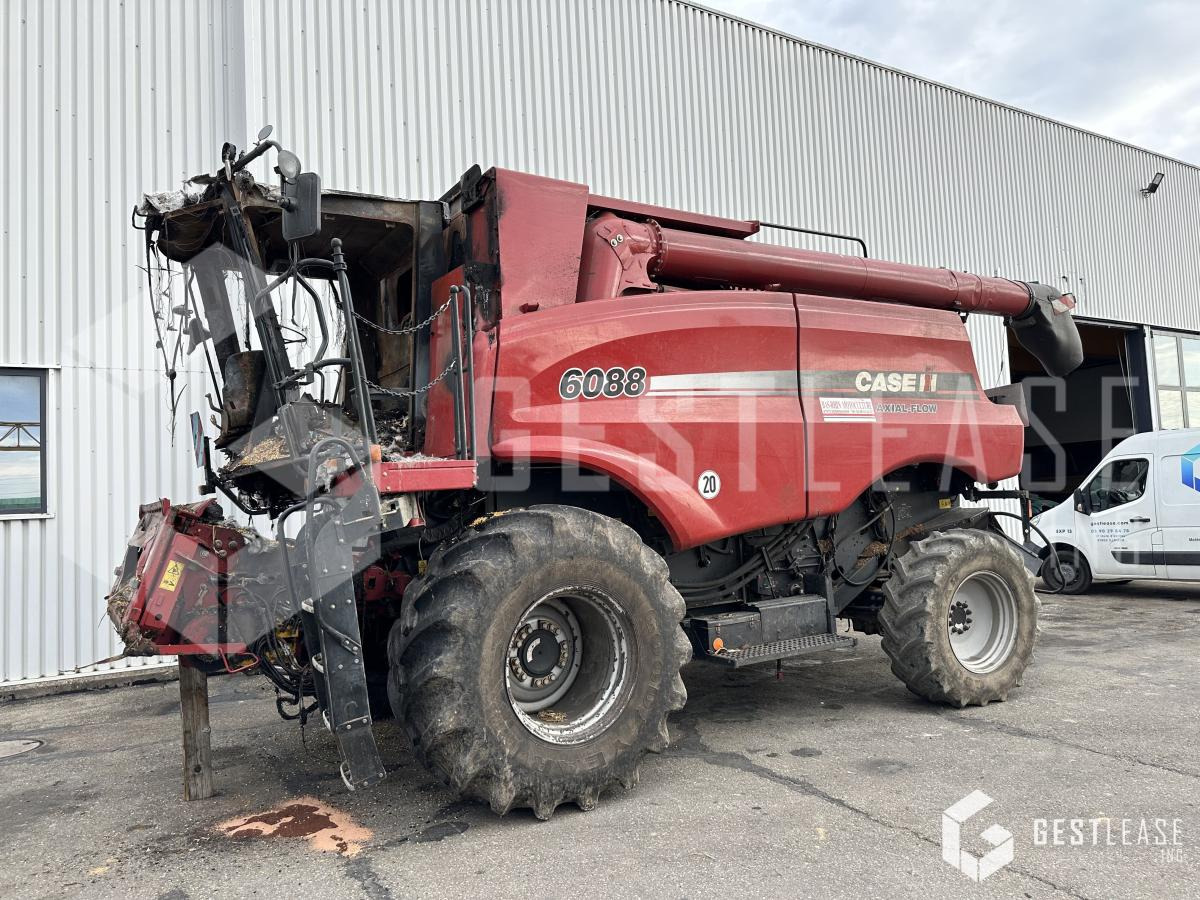 Case IH 6088 - Combine harvester: picture 1 Case IH 6088 - Combine harvester: picture 1