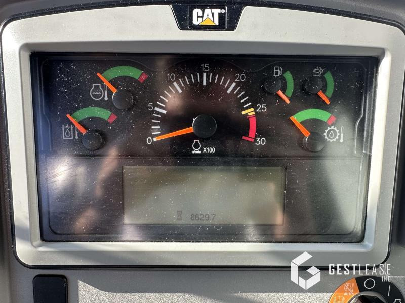 Wheel loader Caterpillar 966M: picture 14